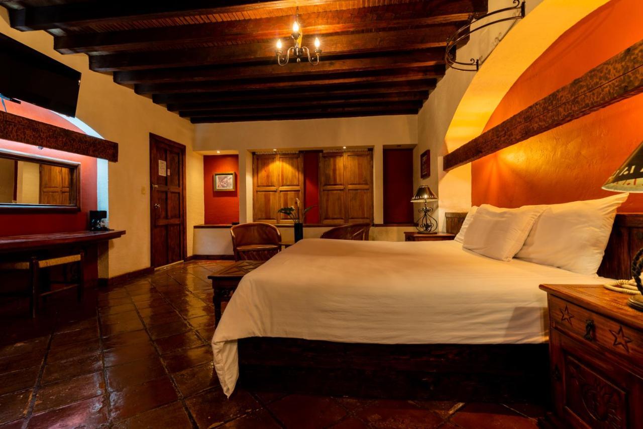 Hosteria San Felipe Pátzcuaro Exteriör bild