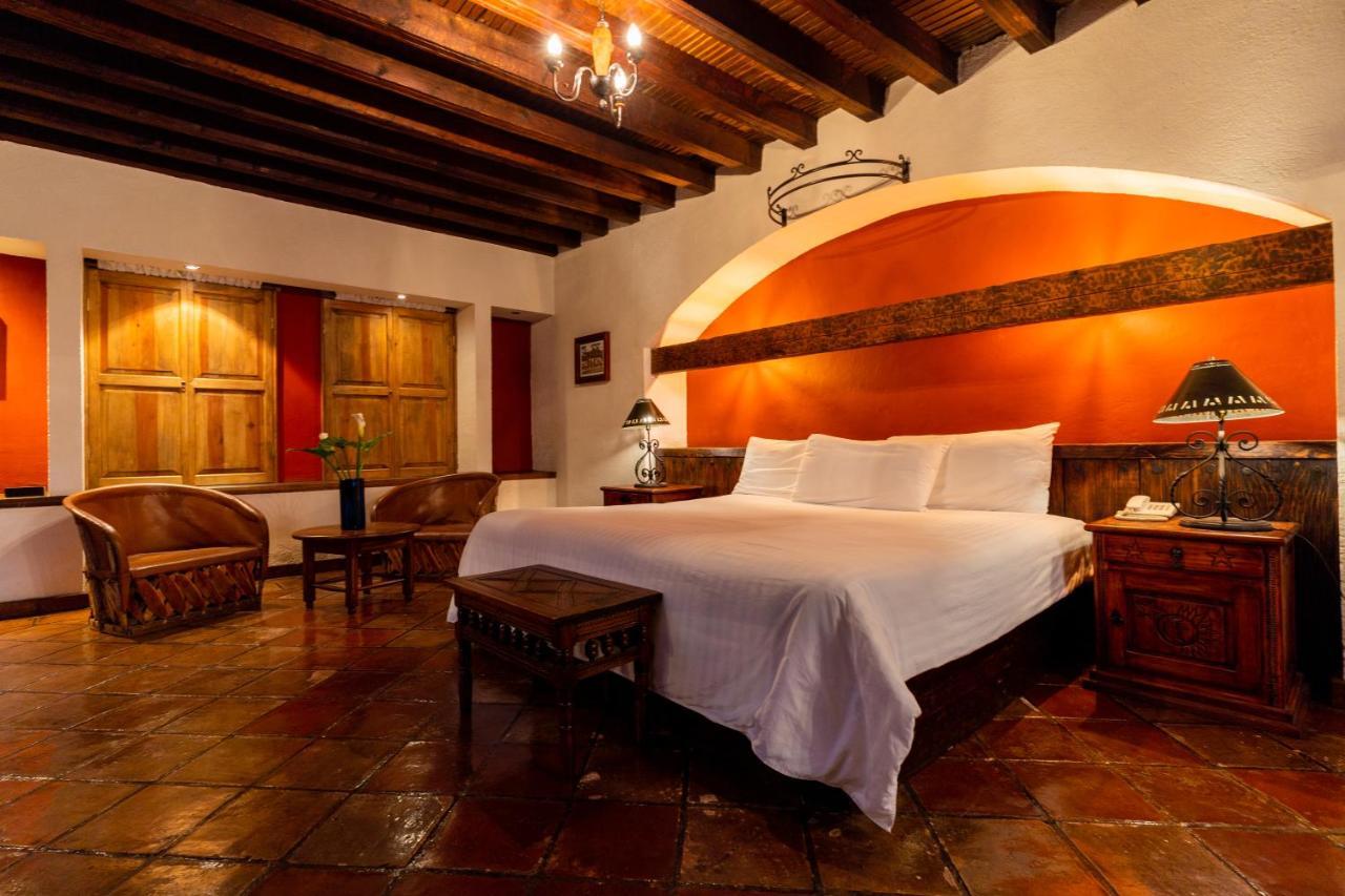 Hosteria San Felipe Pátzcuaro Exteriör bild